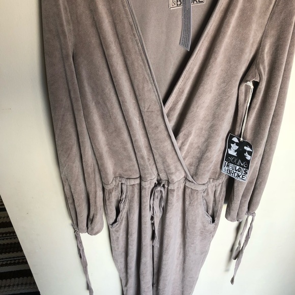🎉HP🎉 Young Fabulous & Broke jumpsuit NWT - Picture 4 of 8